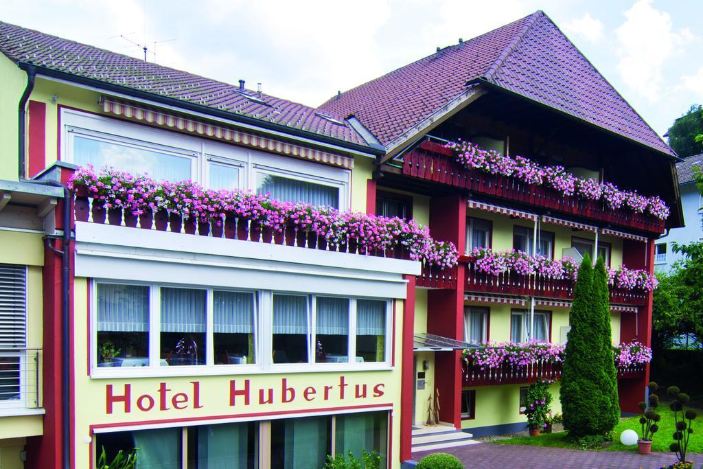 ホテル Haus Hubertus バート・ペーターシュタル・グリースバッハ エクステリア 写真